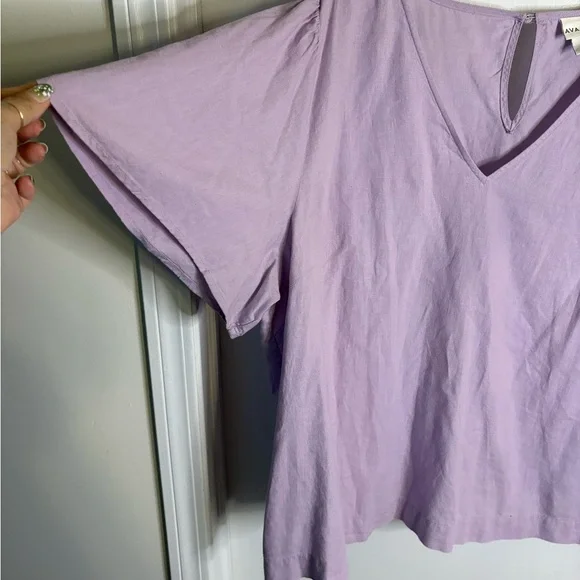Ava & Viv Lavender V-Neck Blouse - Picture 2 of 7